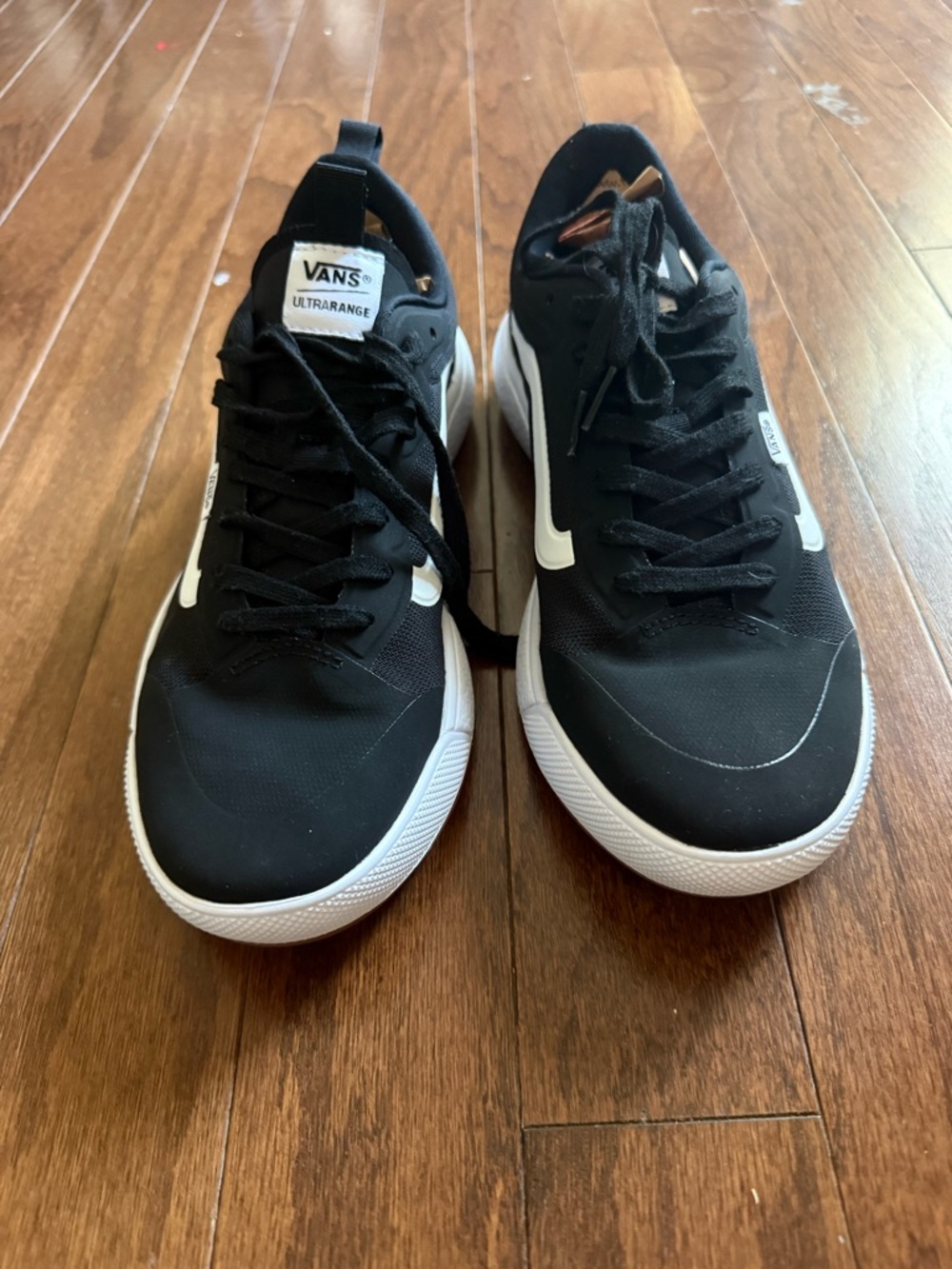 Vans Black Ultrarange Exo Sneakers size men’s 10.5 EUC - Picture 7 of 10